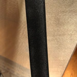 black textured hugo boss belt